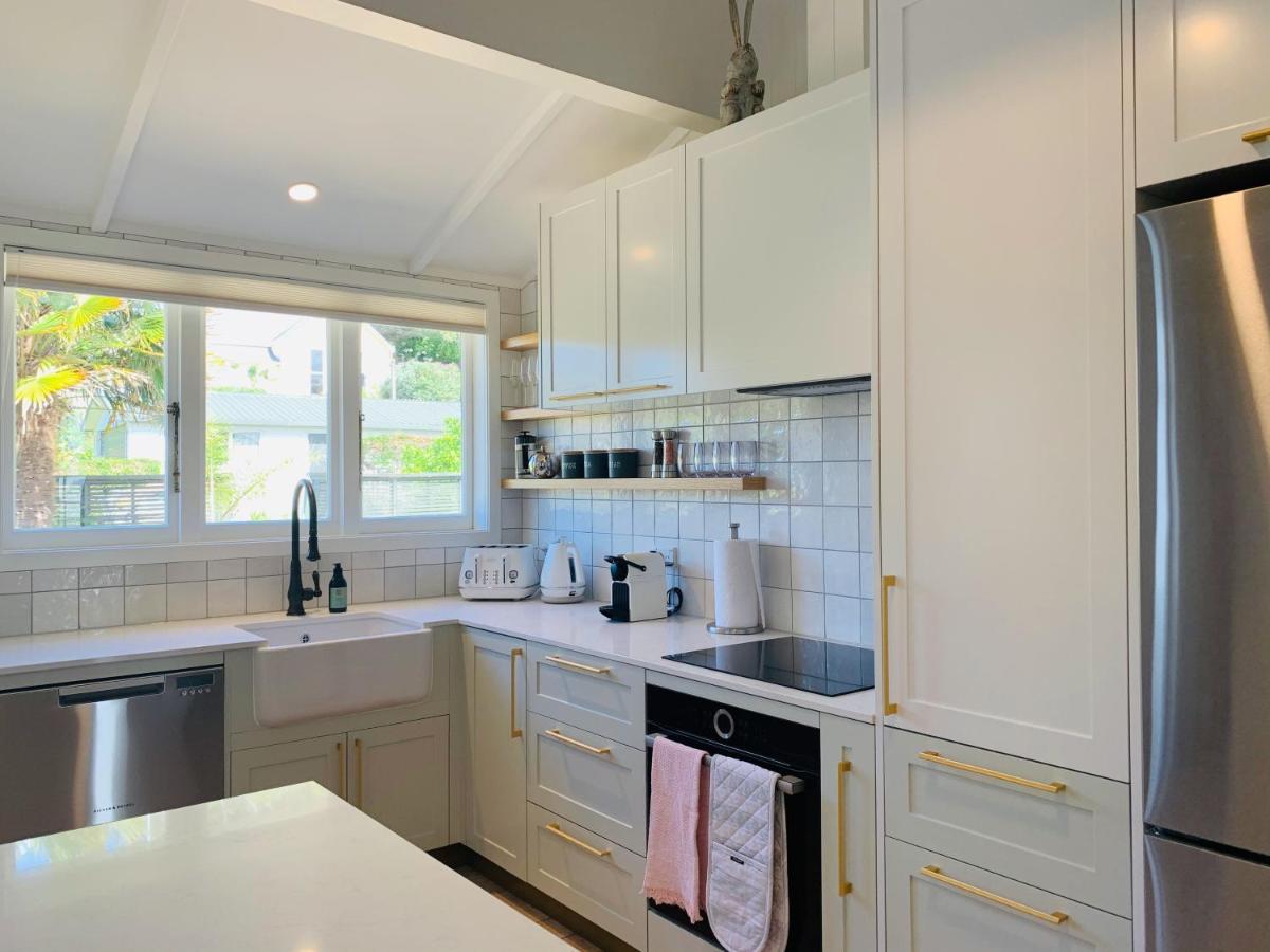 9 The Strand - New Pricing! Ръсел Екстериор снимка